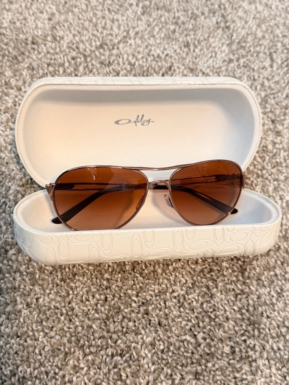 Oakley Caveat Rose Gold Aviator Sunglasses w/Brown Gradient Lenses - Never worn